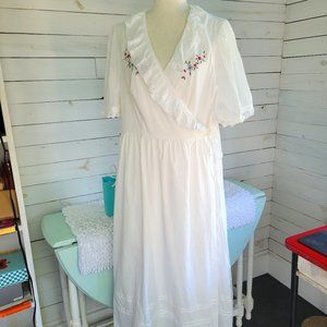 Daniella Vintage Embroidered V-Neck Dress